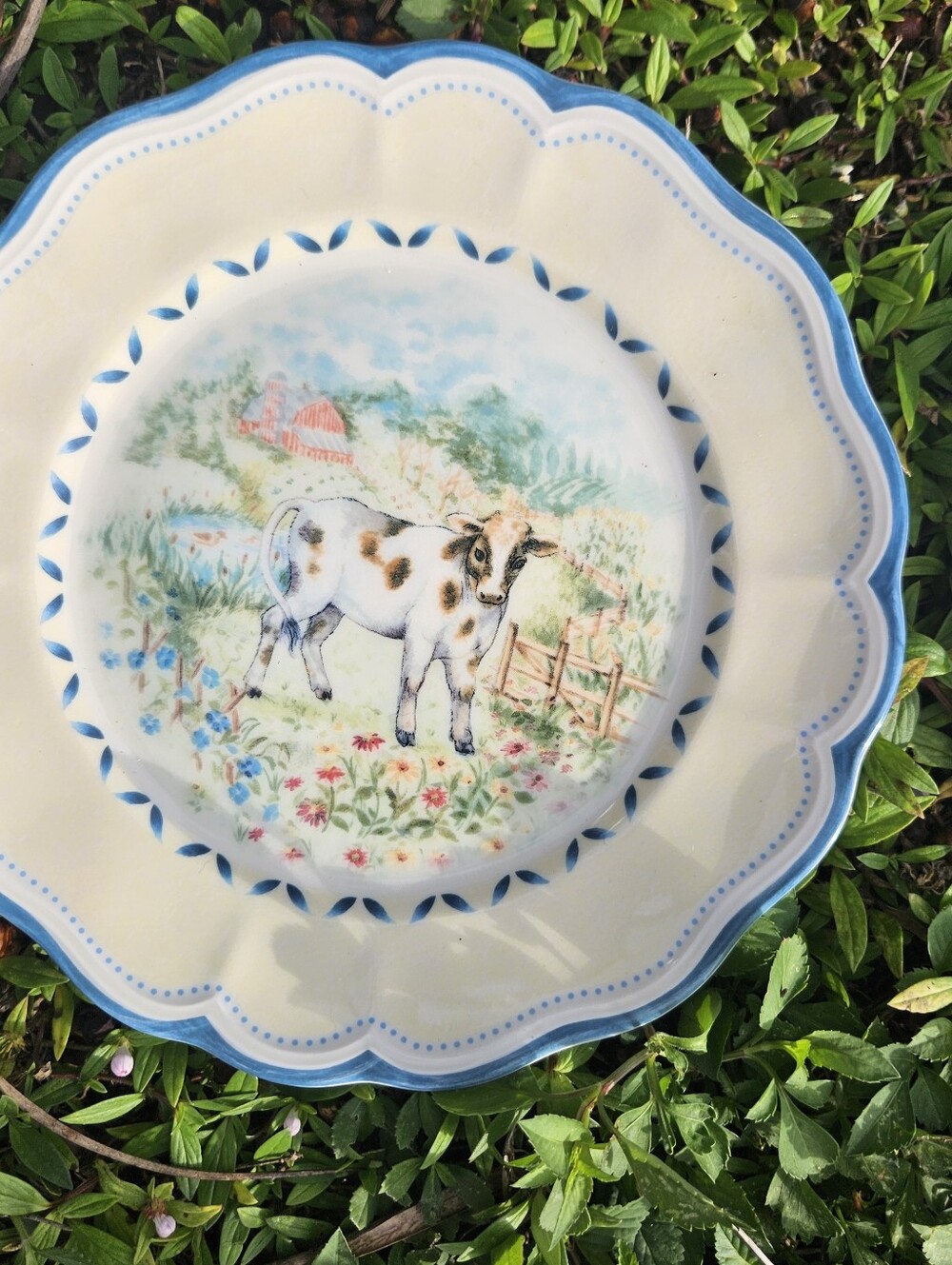 Lenox Provencal Garden Plates, 4 Lenox Plates. Cow Barnyard & Rooster Plates - Picture 3 of 7